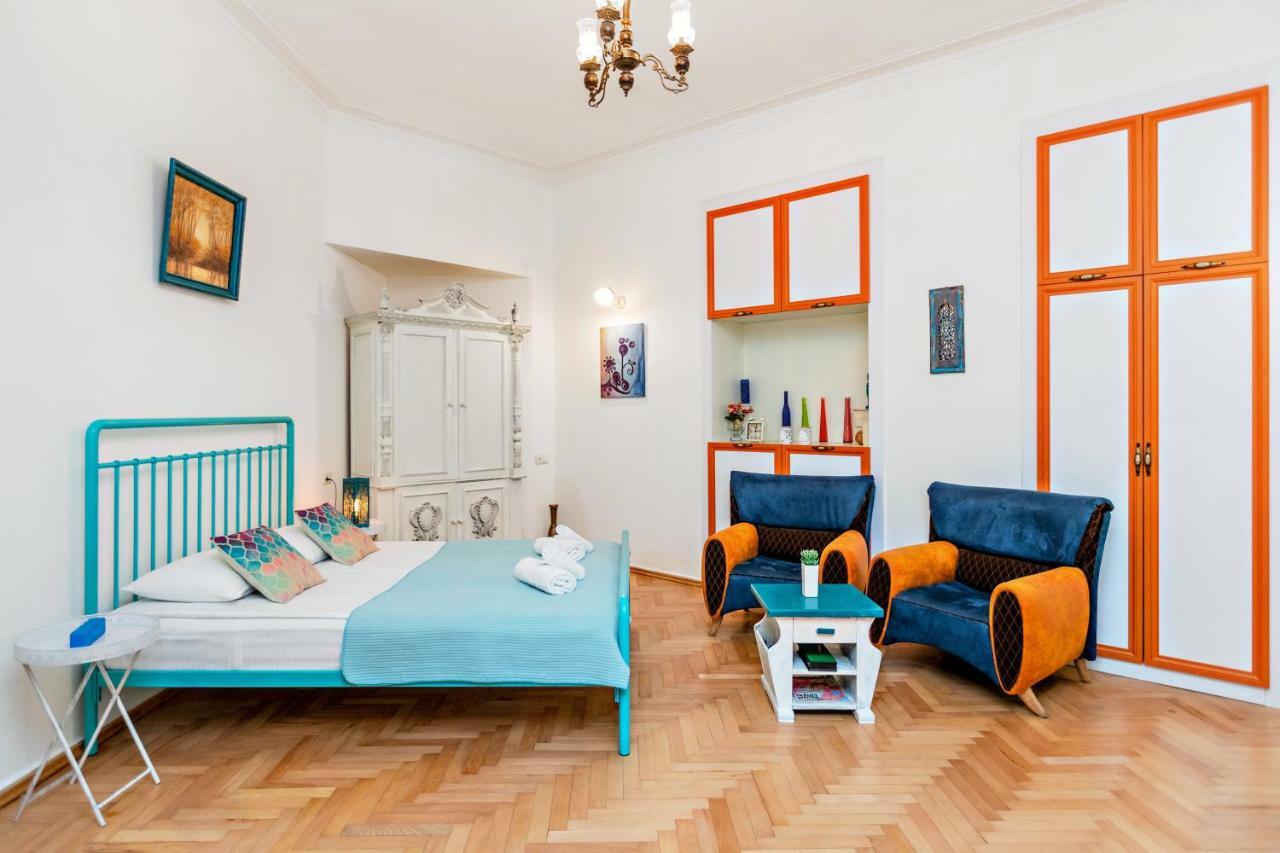 טביליסי ★ Blue Door Rhapsody ★ - Special Stay In Old Town! מראה חיצוני תמונה